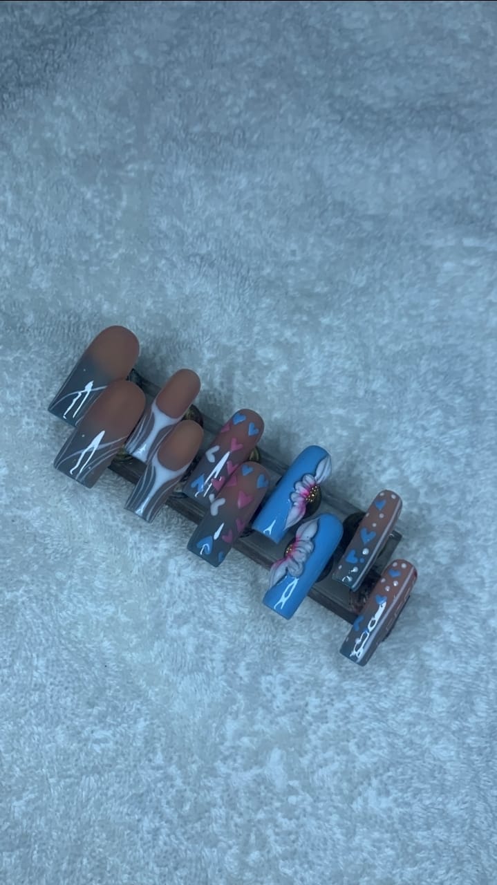 Press-On nails